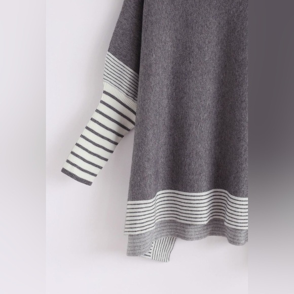 Zenana striped gray poncho women’s Xsmall new‎ - Picture 5 of 6